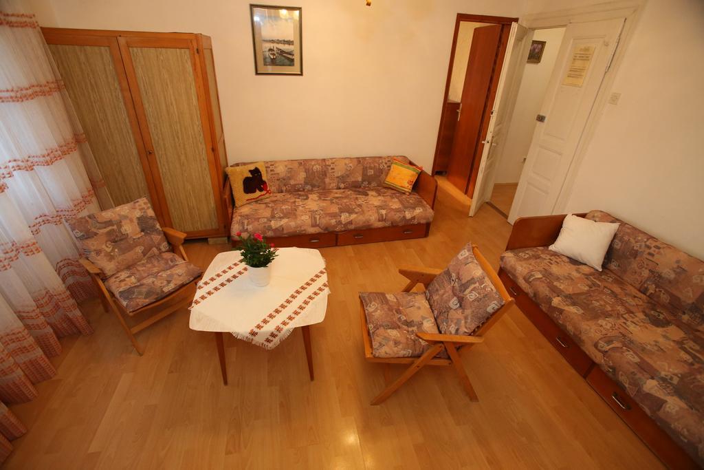 Apartments Marin With Sea View บัชกา ภายนอก รูปภาพ